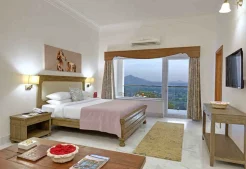 Udaipur stay in Lake view v/s Non Lake view room