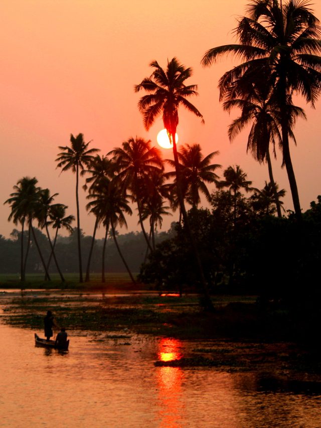 7 unverzichtbare Orte in Kerala für weibliche Alleinreisende