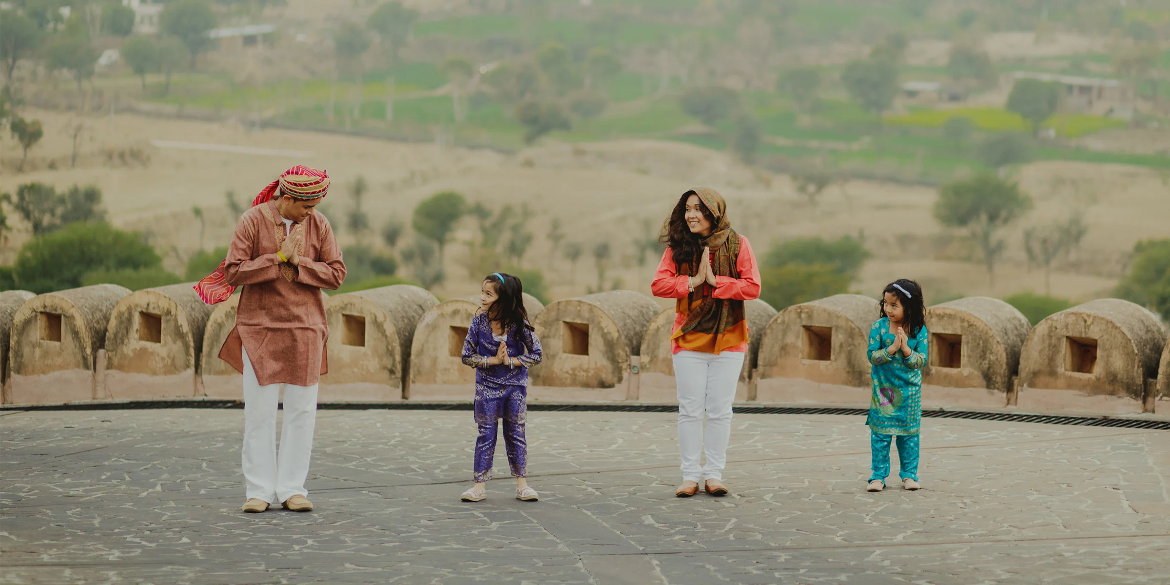 Successful travels in India with children