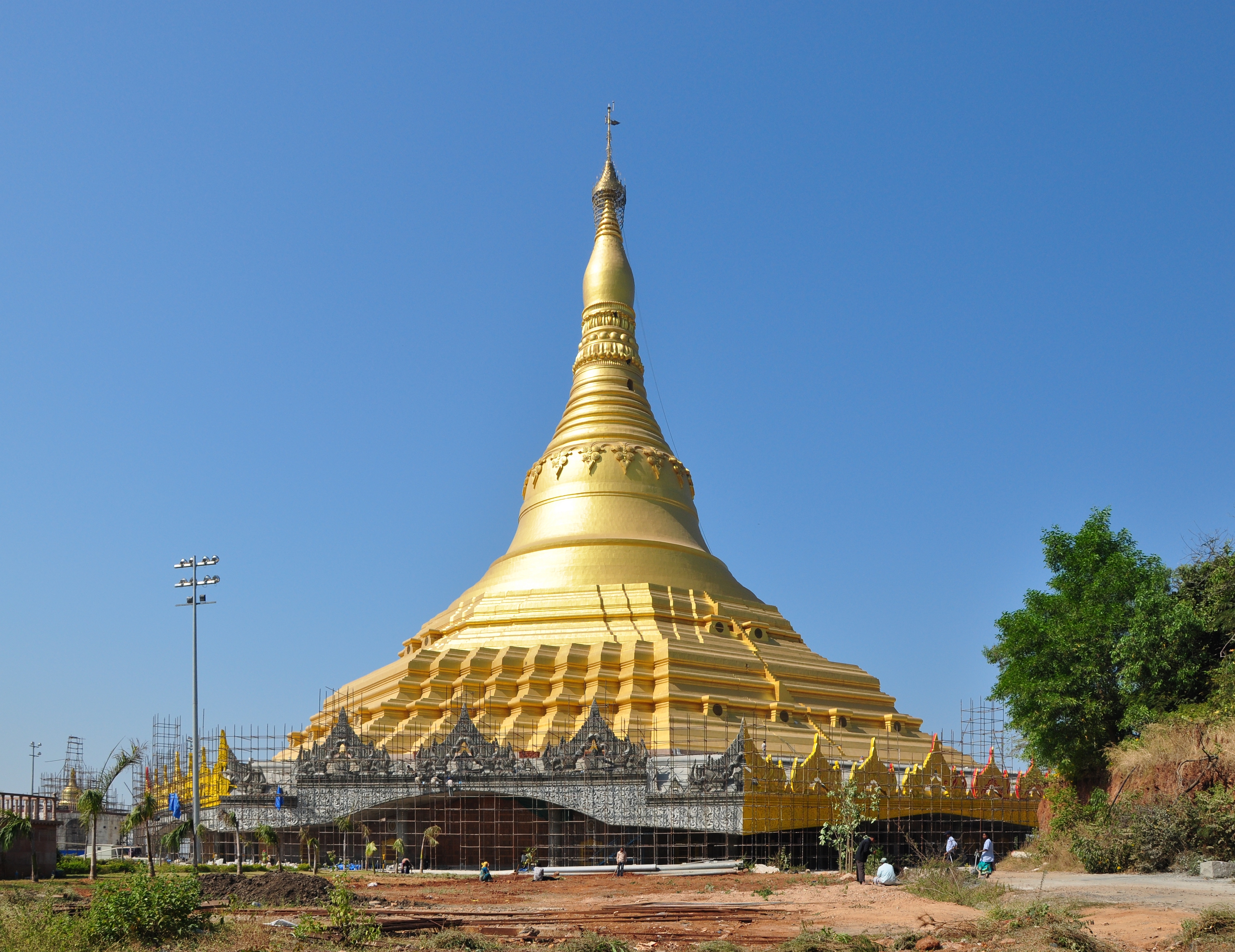 Global_Vipassana_Pagoda_1