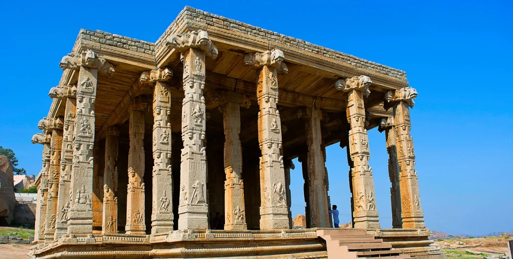 Getting from Goa to Hampi