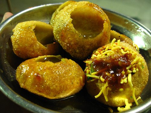 Gol Gappas in Delhi! Paani Puri in Mumbai!!