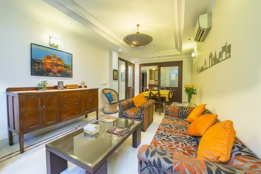 Travel like a Local in Delhi