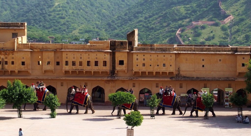 Honeymoon Destinations in India: Why you should come to India for your Honeymoon!