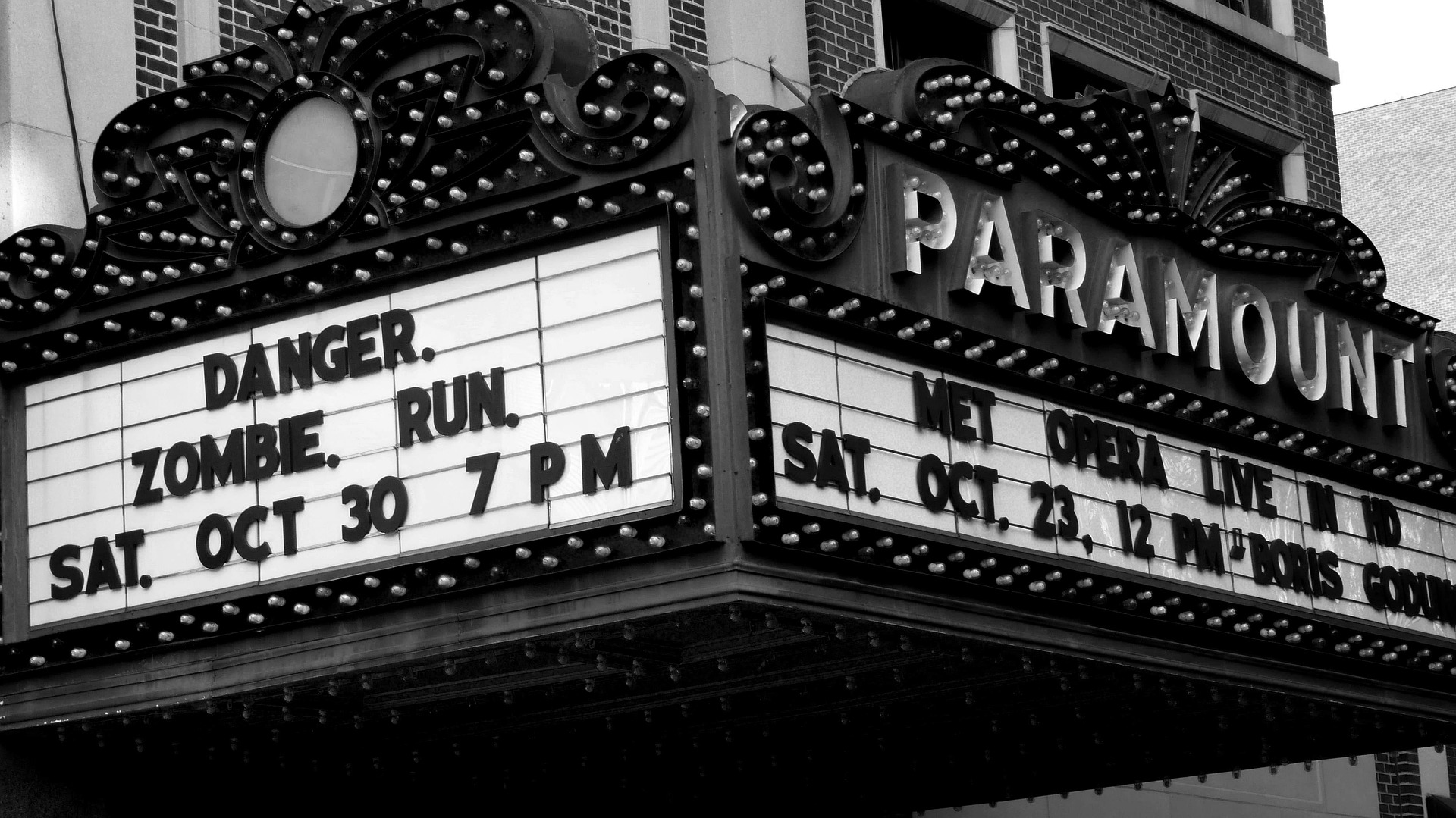 8 Best Movies about India