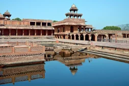 best time to visit agra